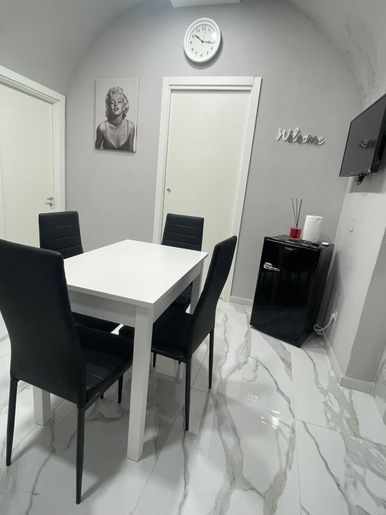 B&B Vittoria Naples Exterior photo